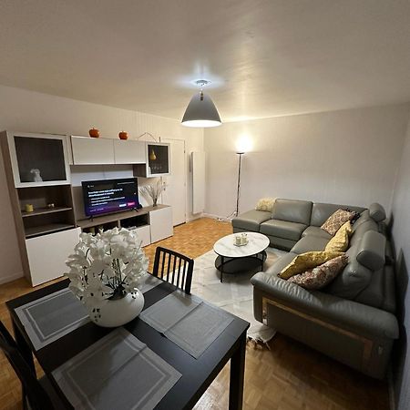 Appartement En Residence- Clichy Esterno foto